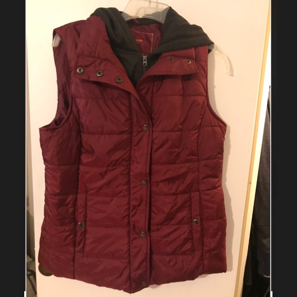 NWT Arizona Puffer Jacket